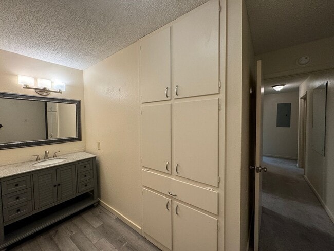 Building Photo - 4-Bedroom House for Rent in Killeen