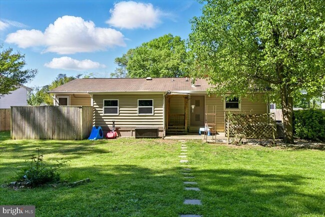Building Photo - 4118 Granby Rd