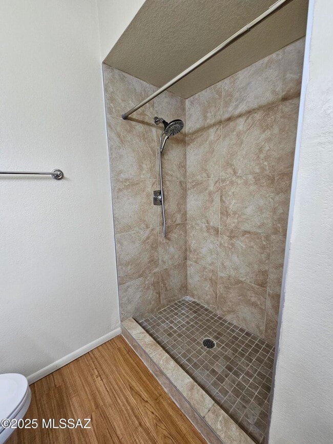 Building Photo - 5750 N Camino Esplendora