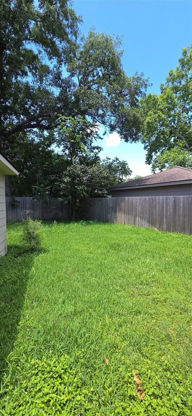 Building Photo - 12814 Westhorpe Dr