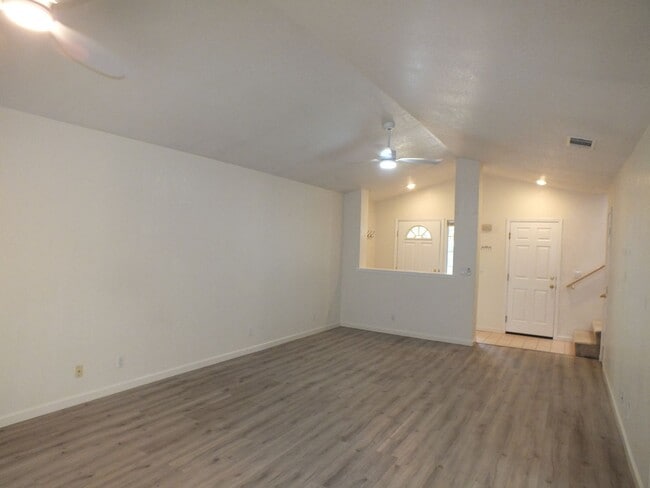 Building Photo - Placerville 3/2 home