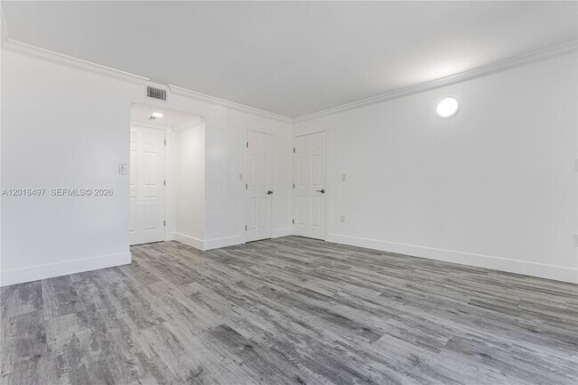 Building Photo - 8340 Harding Ave