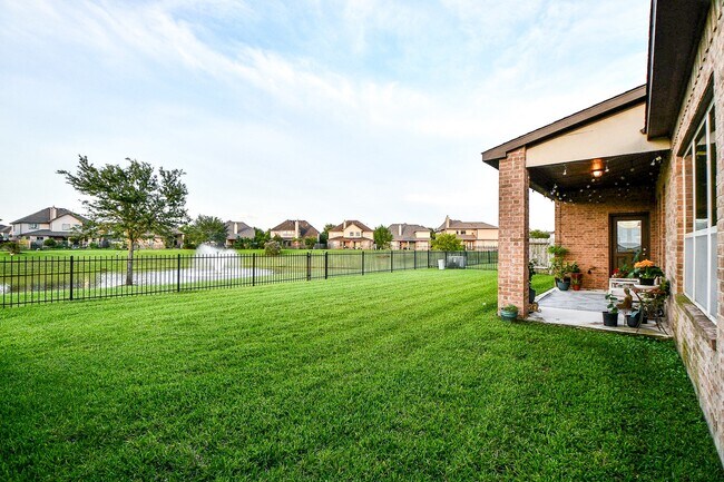 Building Photo - 13815 Wixford Trail