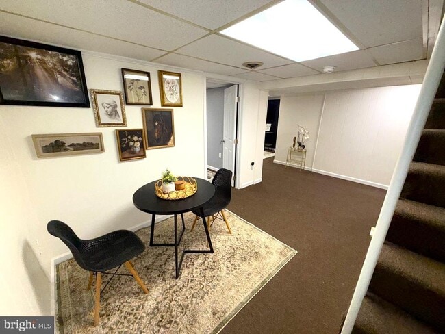 Building Photo - 6525 Kenova St