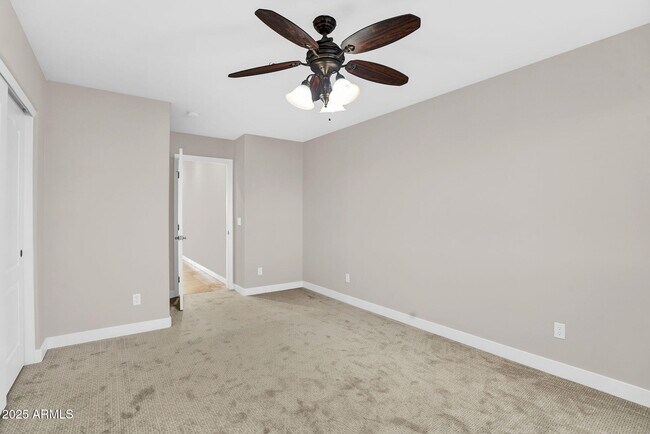 Building Photo - 1414 W Coral Reef Dr