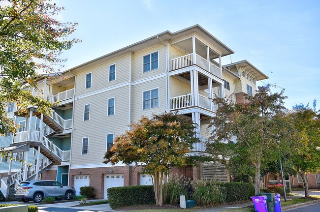 Building Photo - FOR RENT - NORFOLK!