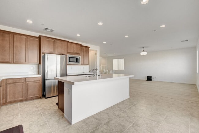 Building Photo - 10276 Thurso Ave