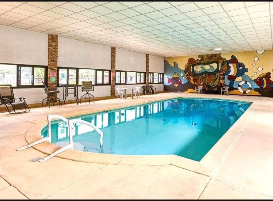 Building Photo - 1911 Glendale Rd