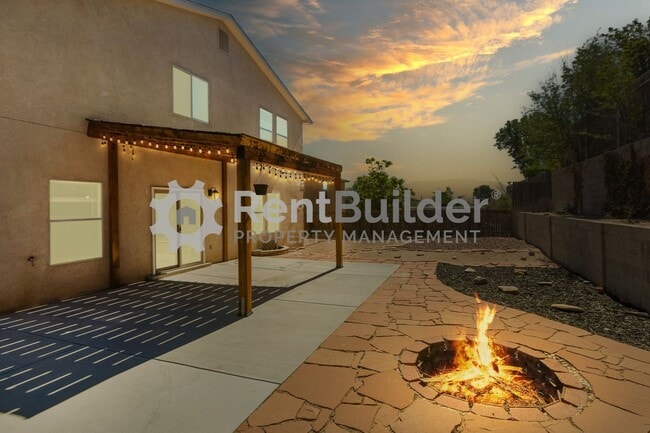 Building Photo - CALL US TODAY AT (505) 892-4400 TO SCHEDULE A CONVENIENT SHOWING