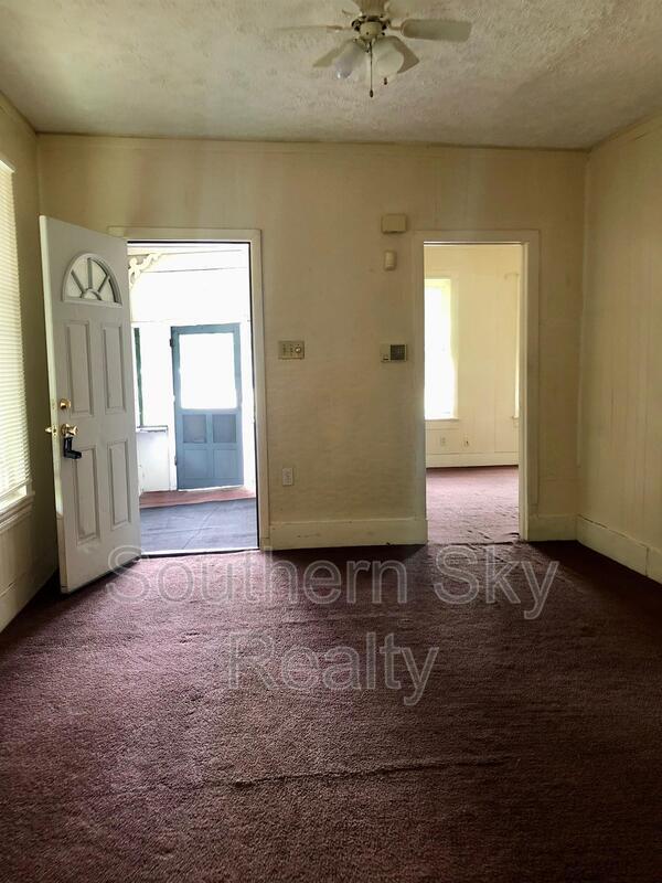 Building Photo - 677 Vernon Odom Blvd