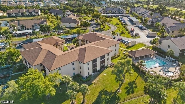 Building Photo - 8565 Charter Club Cir