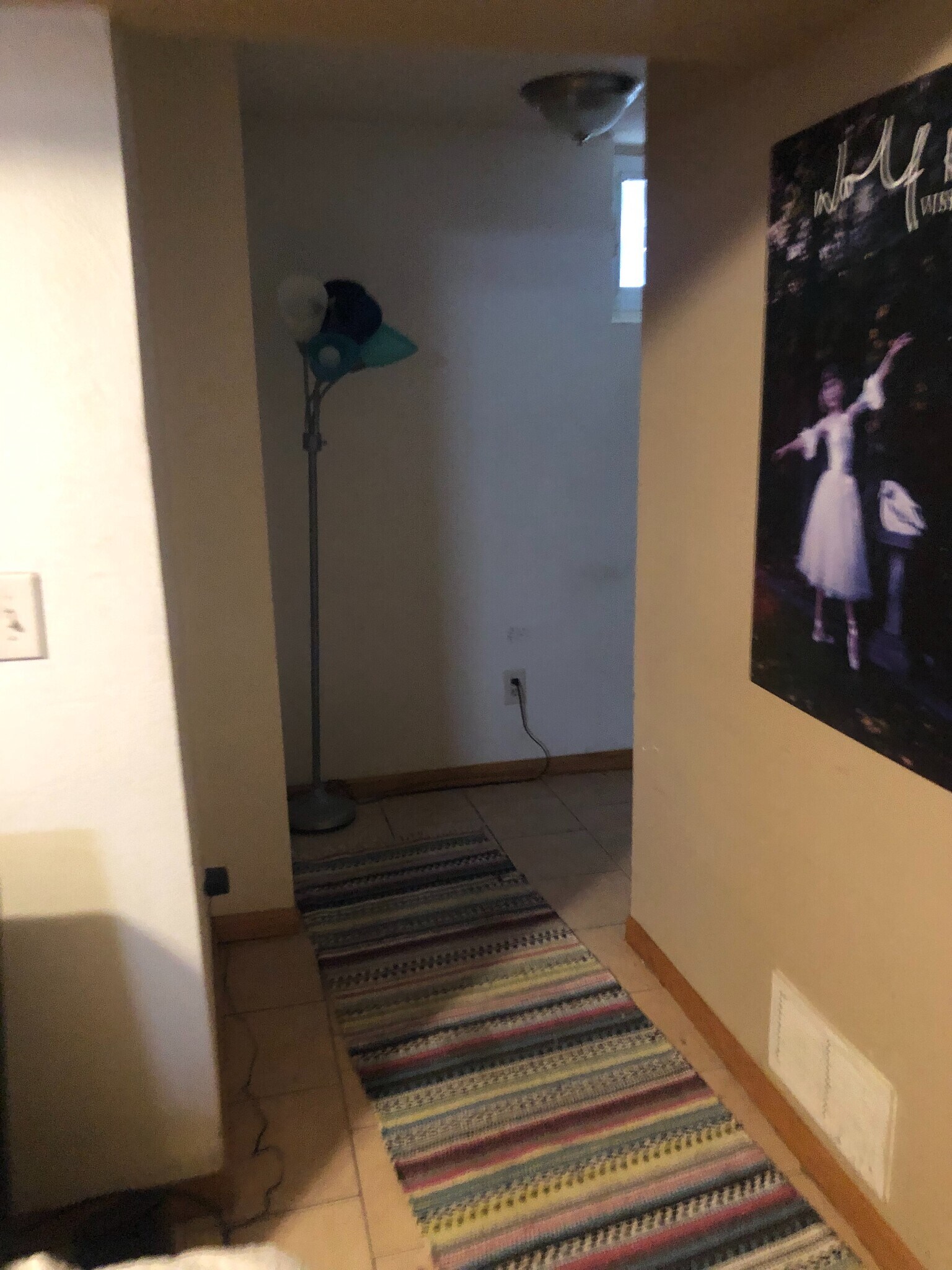 Building Photo - 2701 Delaware St SE