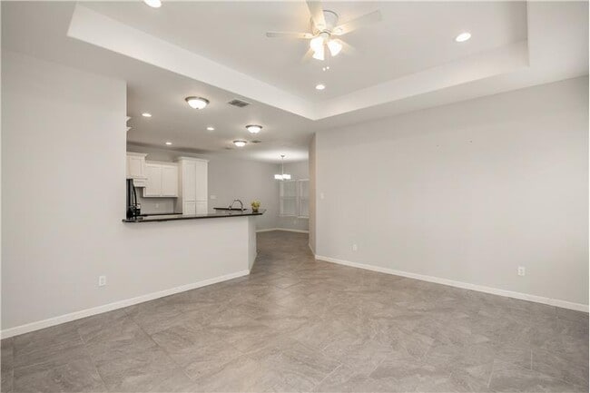 Building Photo - 6402 Williams Dr
