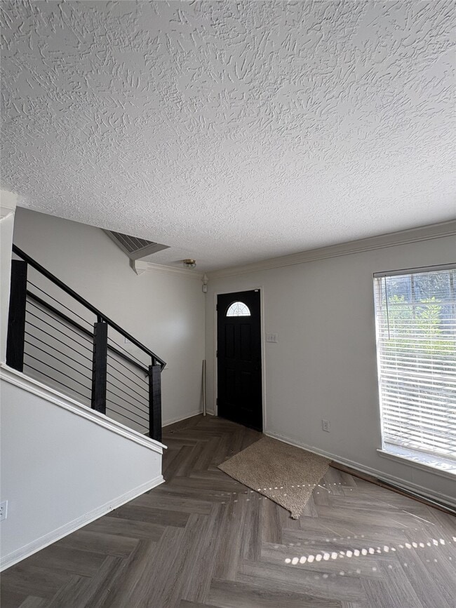 Building Photo - 13714 Firerock Dr