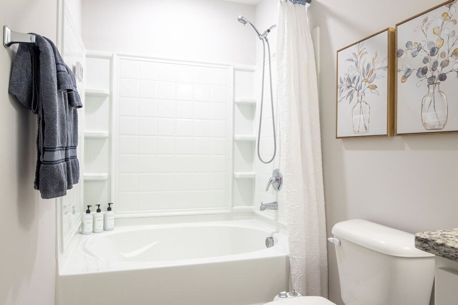 Building Photo - 751 Jacobs Millpond Rd