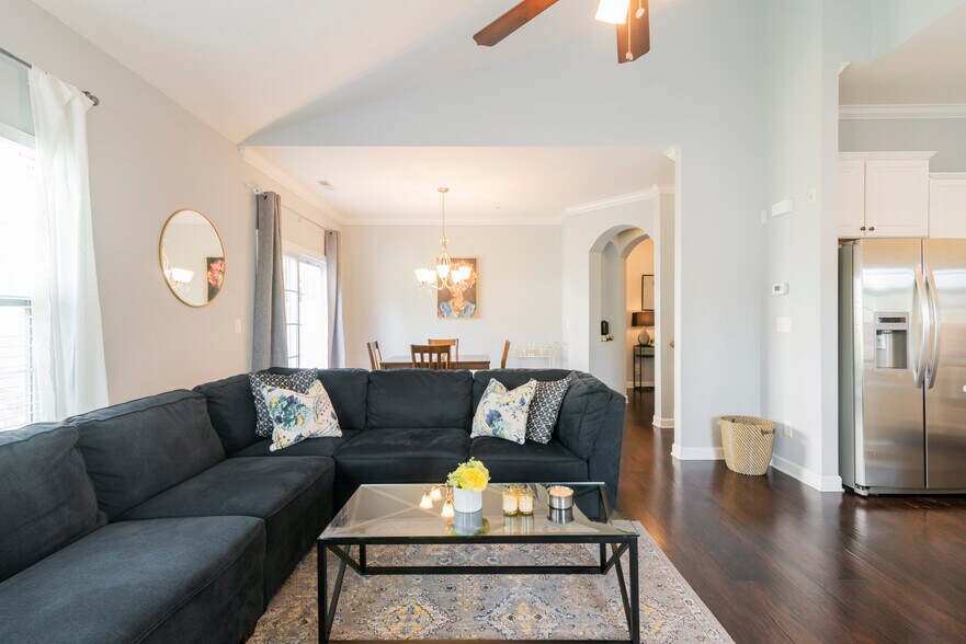 open layout - 15403 Barossa Valley St