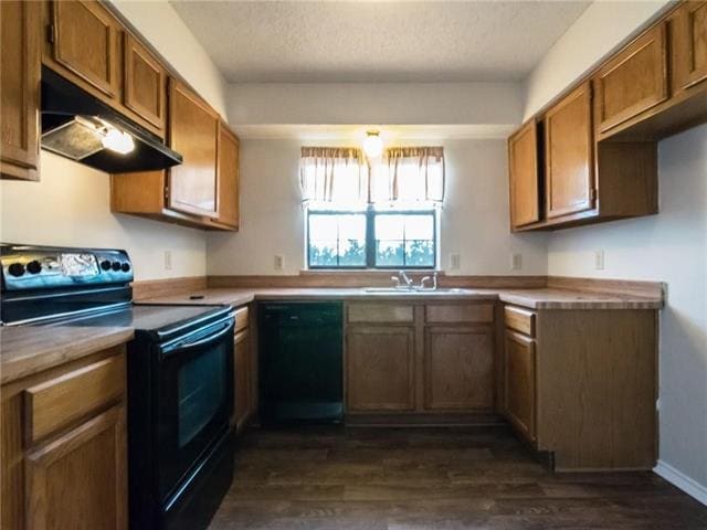 Building Photo - 2121 Country Oaks Dr