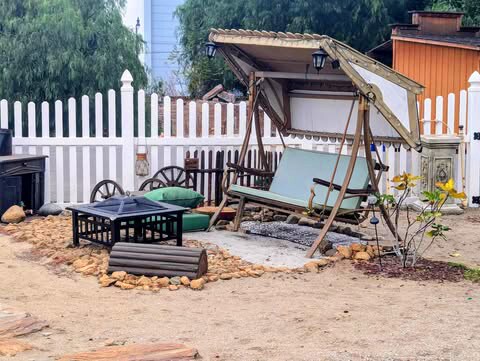 Building Photo - 12690 Woodward Dr