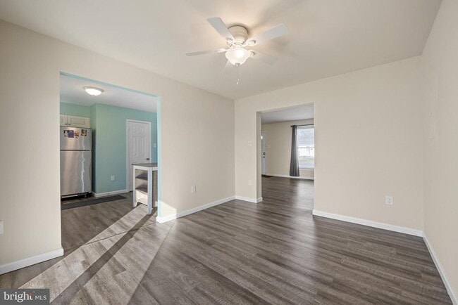 Building Photo - 143 Curtis Ave