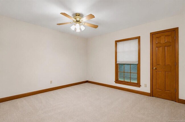 Building Photo - 3691 Bridgewater Dr