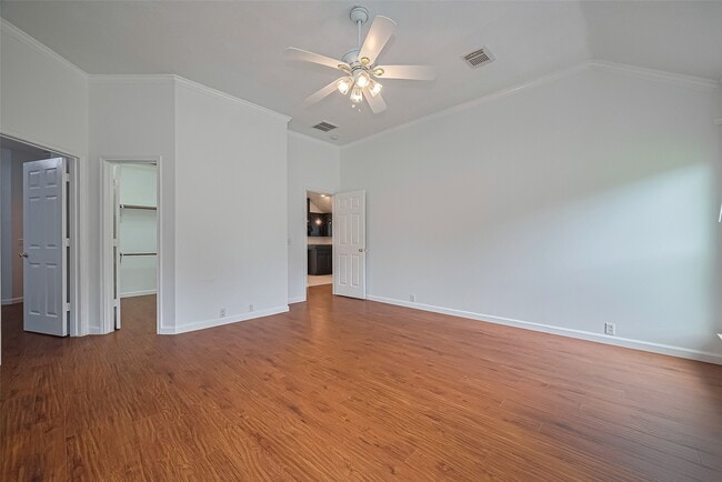 Building Photo - 11042 Sentry Ct