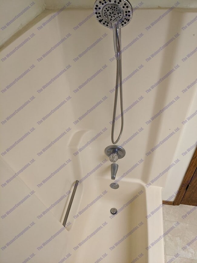 Building Photo - Available August 2026!