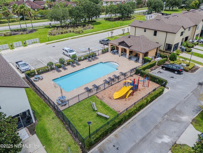 Building Photo - 422 Cabernet Pl
