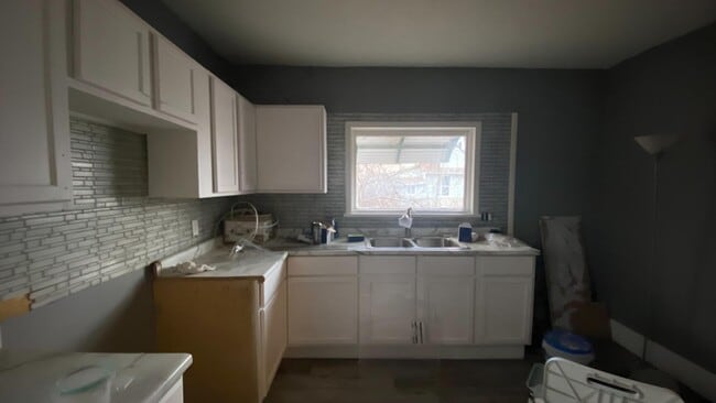 Building Photo - 82 Nickel St