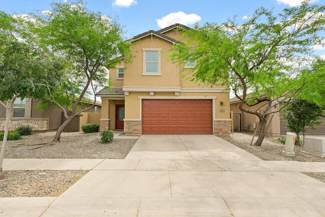 Building Photo - 6815 W Encinas Ln