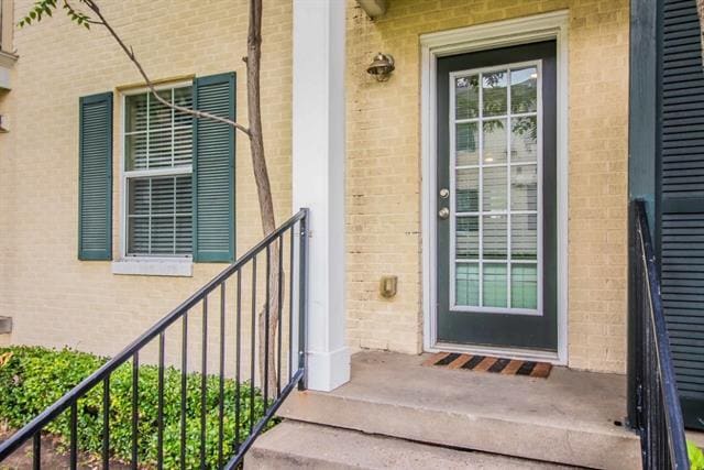 Building Photo - 2824 Minert St