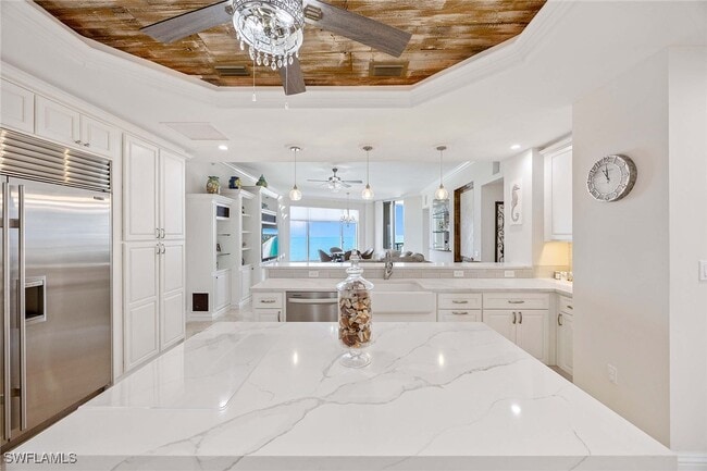 Building Photo - 940 Cape Marco Dr