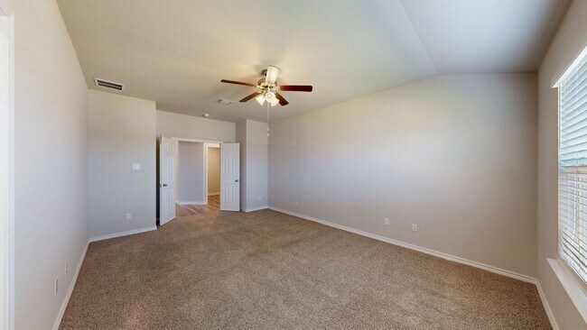 Building Photo - Discover this spacious 4-bedroom, 2-bath home with 3 CAR GARAGE!!!