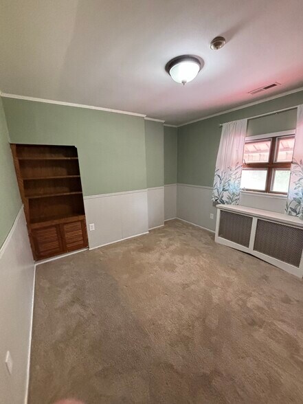 Bedroom 3 - 166 Southern Ave