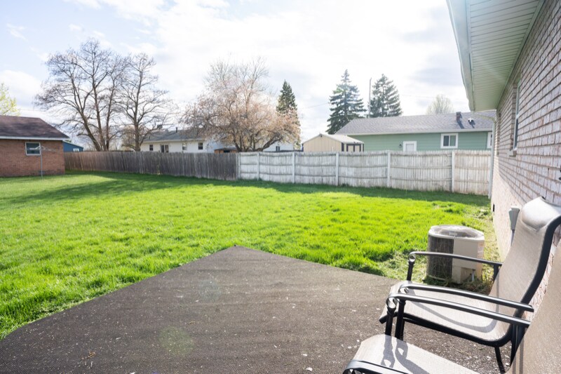 Building Photo - 905 Doro Ln