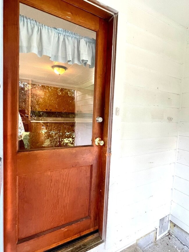 Building Photo - Nestled Away In Gig Harbor: A 3 Bedroom wi...