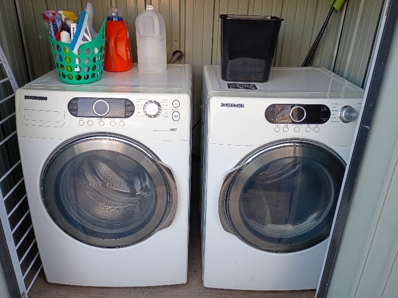 Building Photo - 739 Daisy Dr