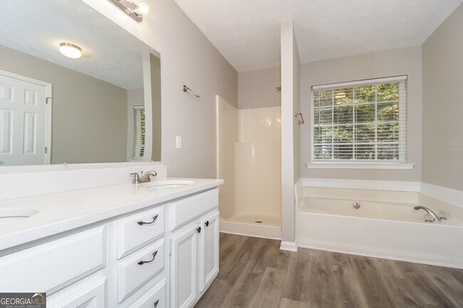 Building Photo - 171 Spring Ridge Dr