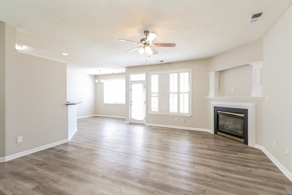 Building Photo - 5811 Briggs Dr