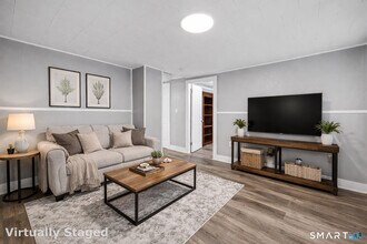 Building Photo - 62 Edgewood Rd