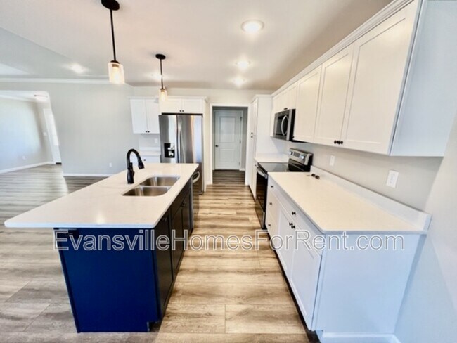 Building Photo - 7420 Lyman Ct