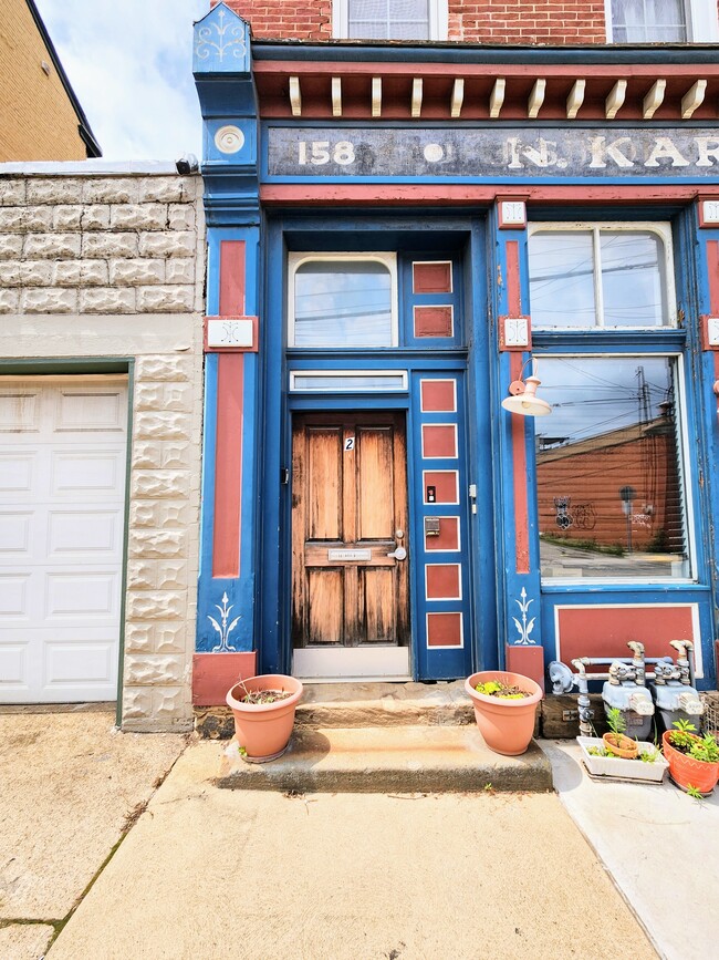Building Photo - 158 48th St