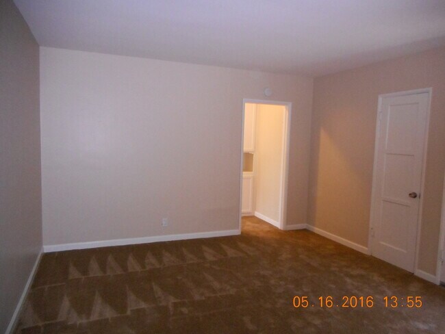 Building Photo - 1111WA