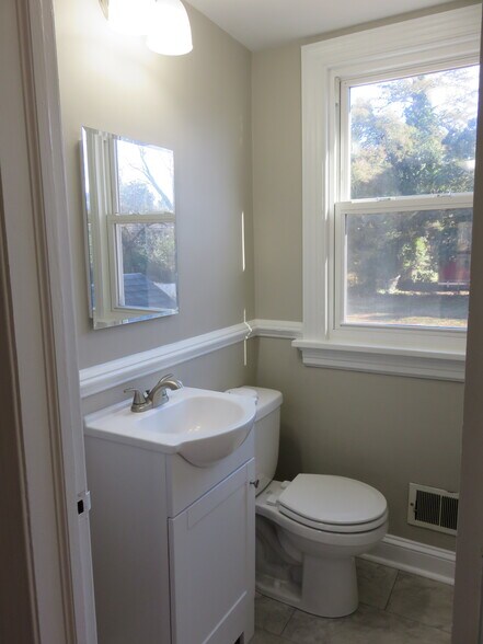 Building Photo - 107 A P Hill Ave