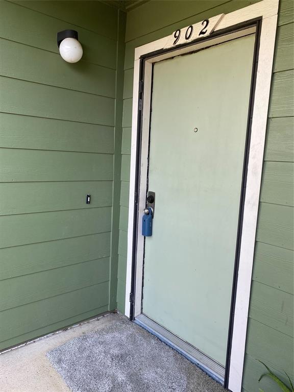 Building Photo - 14777 Wunderlich Dr