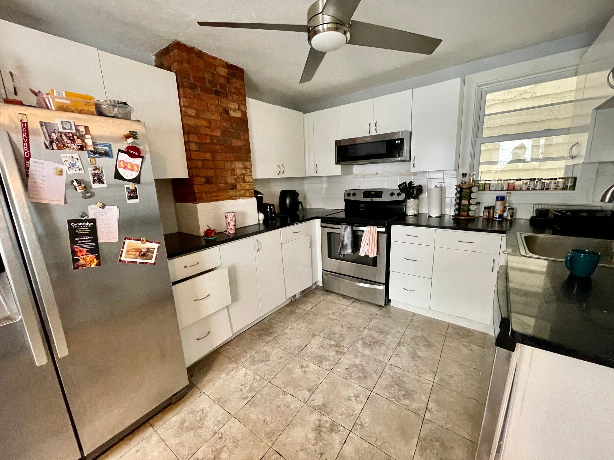 Building Photo - 158 Western Ave