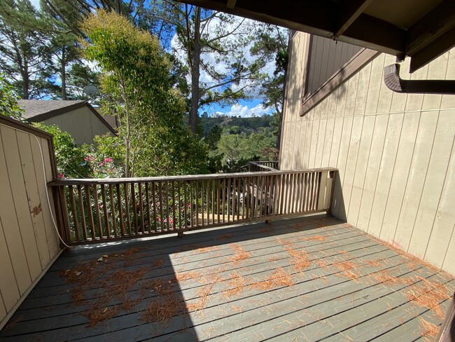 Building Photo - 2 Bed 1.5 Bath Condo In Moraga *Remodeled*