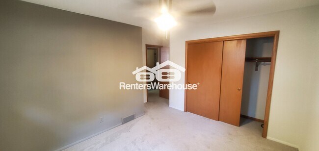 Building Photo - N86W6314 Brookdale Dr