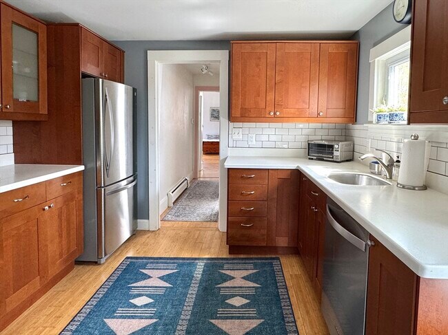 Building Photo - 4 Clifton St