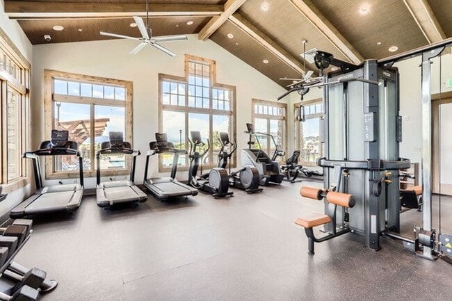 Building Photo - New Executive Furnished -Three bedroom, two bathroom new build home in Longmont fully furnished F...