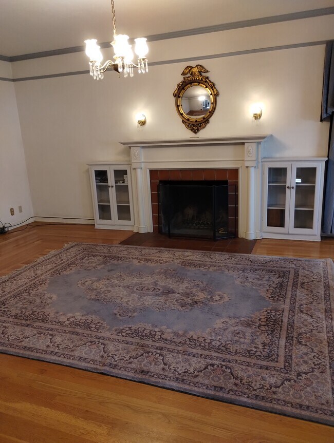 Building Photo - 1240 McKendrie St